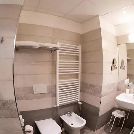 Boutique Carducci 4* טריאסטה