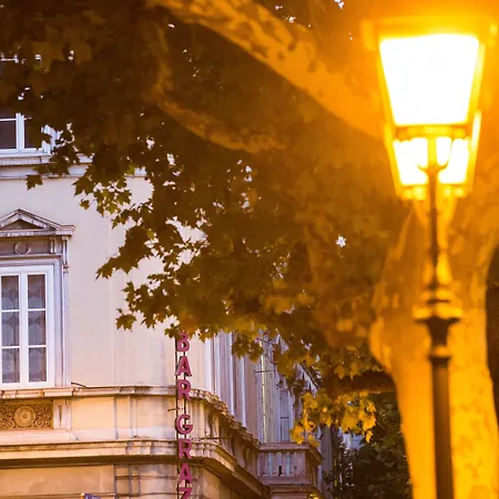 Boutique Carducci Gasthuis Triëst