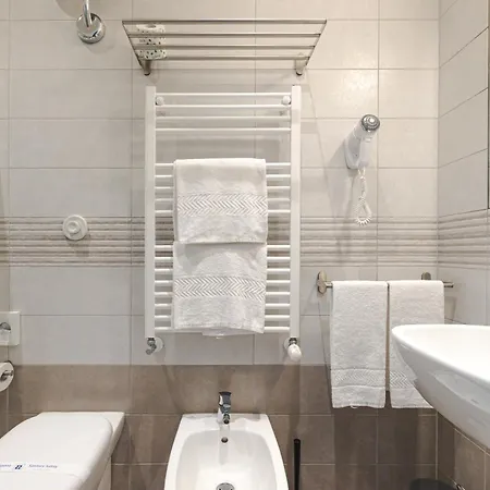 Boutique Carducci 4* Terst